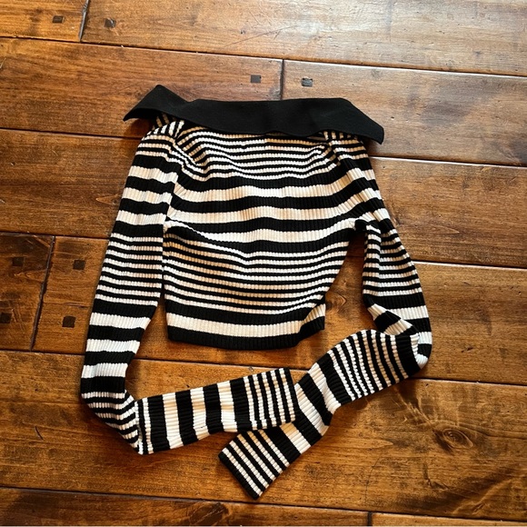 Urban Outfitters BDG Cropped Collared Sweater - Picture 2 of 3